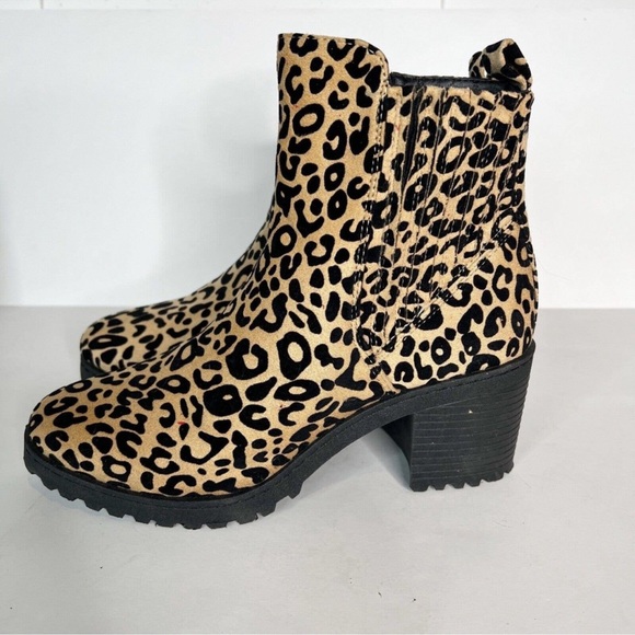 Qupid Leopard Print Stacked Heel Ankle Zipper Booties Boots Womens 8 - Picture 5 of 6